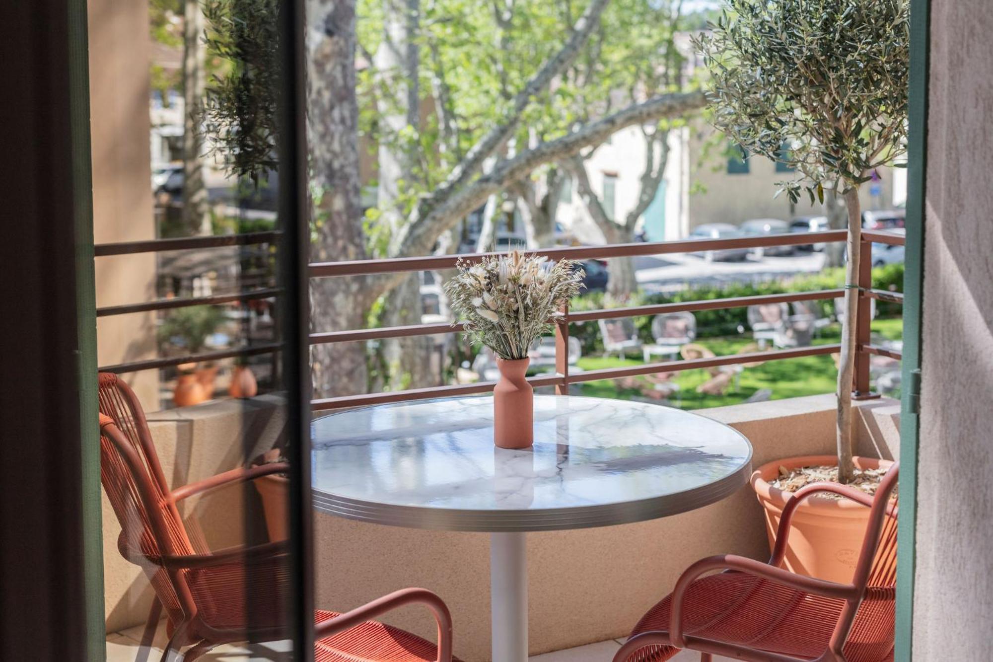 Hotel Et Restaurant La Bastide Bourrelly - Mathias Dandine Cabries Bagian luar foto